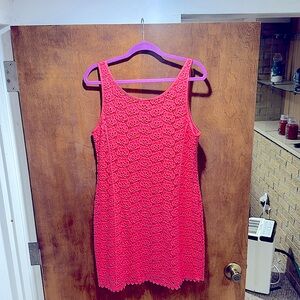 Jennifer Lopez.  Adorable mod-mini dress. Coral color.  Side zipper.